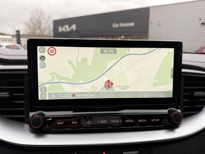 Occasion KIA XCeed 1.5 T-GDI 160ch Design DCT7 2021 GARANTIE 09-2028 2021 Blanc 20990 € à Forbach