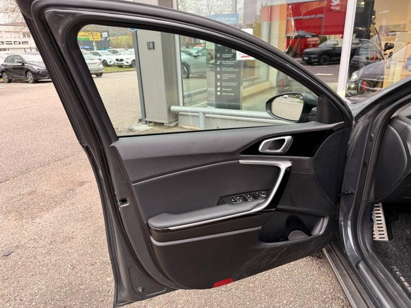 Occasion KIA XCeed 1.5 T-GDI 160ch Design DCT7 2021 GARANTIE 09-2028 2021 Blanc 20990 € à Forbach