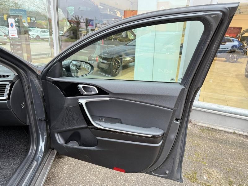 Occasion KIA XCeed 1.5 T-GDI 160ch Design DCT7 2021 GARANTIE 09-2028 2021 Blanc 20990 € à Forbach