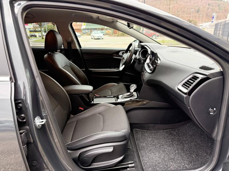 Occasion KIA XCeed 1.5 T-GDI 160ch Design DCT7 2021 GARANTIE 09-2028 2021 Blanc 20990 € à Forbach