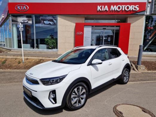 Occasion KIA Stonic 1.0 T-GDi 100ch Active DCT7 2022 BLANC 25 500 € à Alzingen