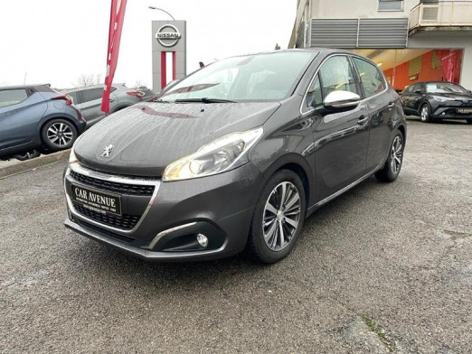 Used PEUGEOT 208 1.2 PureTech 82ch Allure 5p 2019 € 13,250 in Ettelbrück