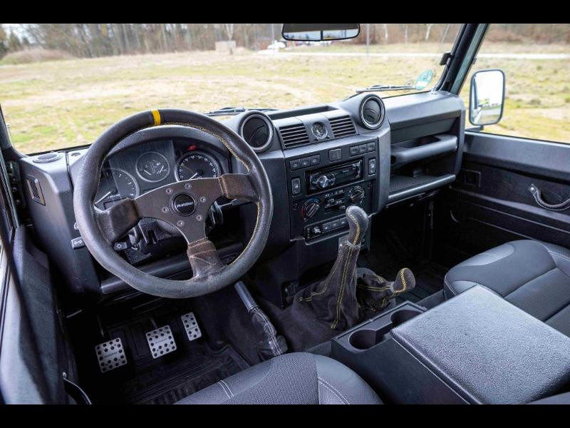 Occasion LAND-ROVER Defender 110 Pick Up Mark V 2013 Gris 69990 € à Diekirch