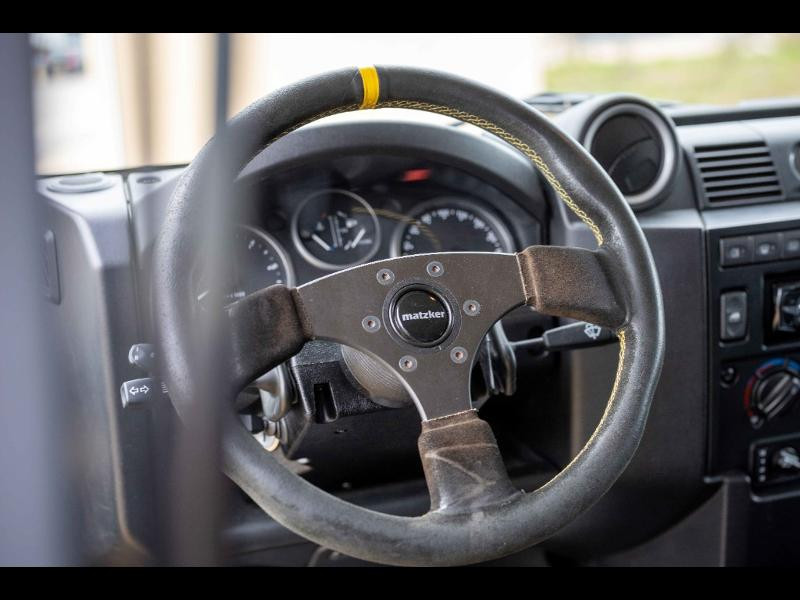Occasion LAND-ROVER Defender 110 Pick Up Mark V 2013 Gris 69990 € à Diekirch