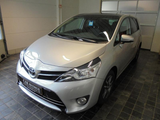 Occasion TOYOTA Verso 132 VVT-i SkyView 5 places 2013 Gris Clair Métal 14 900 € à Schifflange