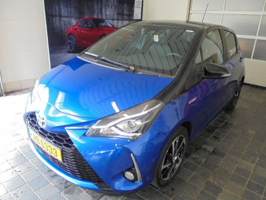 Occasion TOYOTA Yaris 100h Lounge Bi-Ton 2020 Bleu Foncé Métal 19 990 € à Schifflange