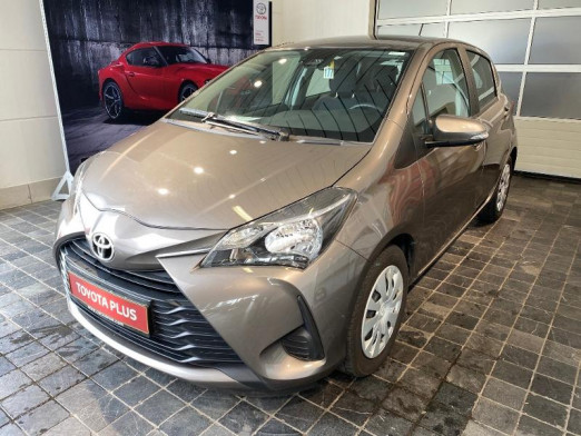 Occasion TOYOTA Yaris 69 VVT-i Active 5p NAVI 2019 BRONZE 10 990 € à Schifflange