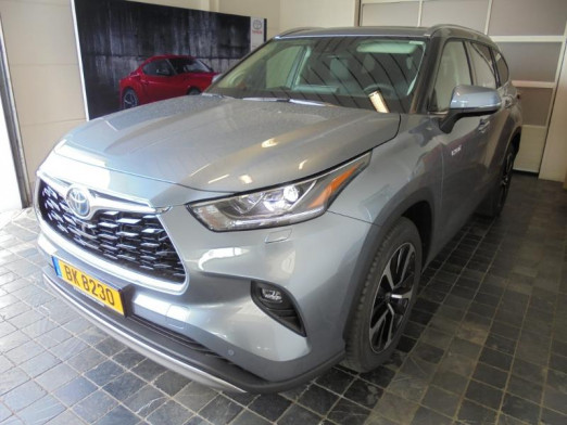 Occasion TOYOTA Highlander 2.5 L CVTHybrid PREMIUM PLUS PANO ROOF 2021 MOON DUST 65 985 € à Schifflange