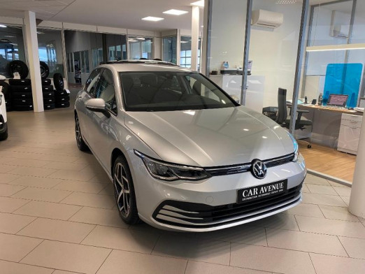 Occasion VOLKSWAGEN Golf 1.0 eTSI OPF 110ch Life 1st DSG7 2020 Reflet d'Argent 25 990 € à Haguenau