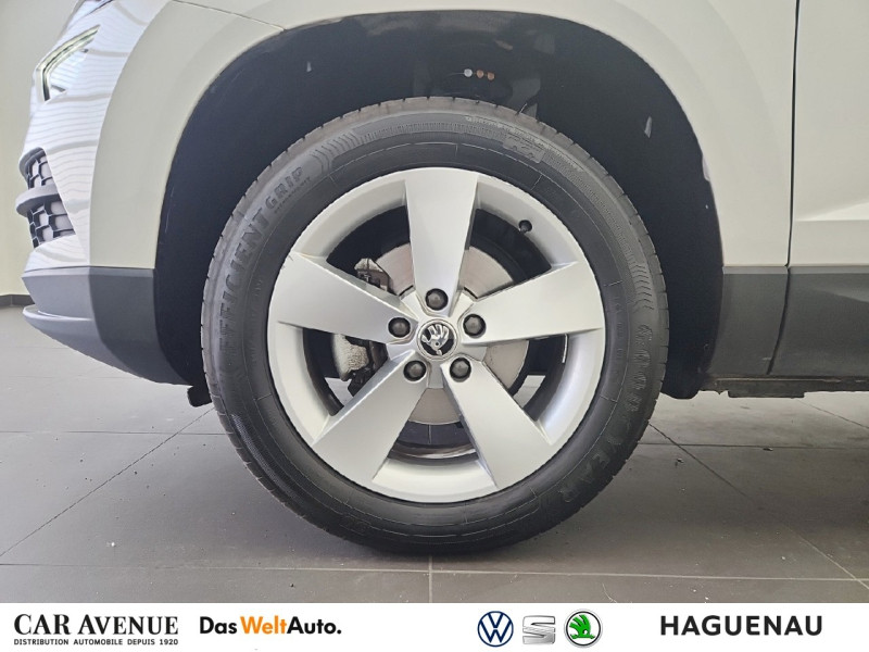 Used SKODA Karoq 1.0 TSI 110 Ambition / Soundsystem CANTON / Caméra / Kessy / Clim Auto / Régulateur 2022 Blanc Cristal € 20989 in Haguenau