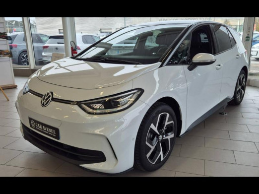 Occasion VOLKSWAGEN ID.3 204 ch Pro S 77 kWh Style 2024 Blanc Glacier Métal/Toit/Hayon Noir 34 990 € à Haguenau