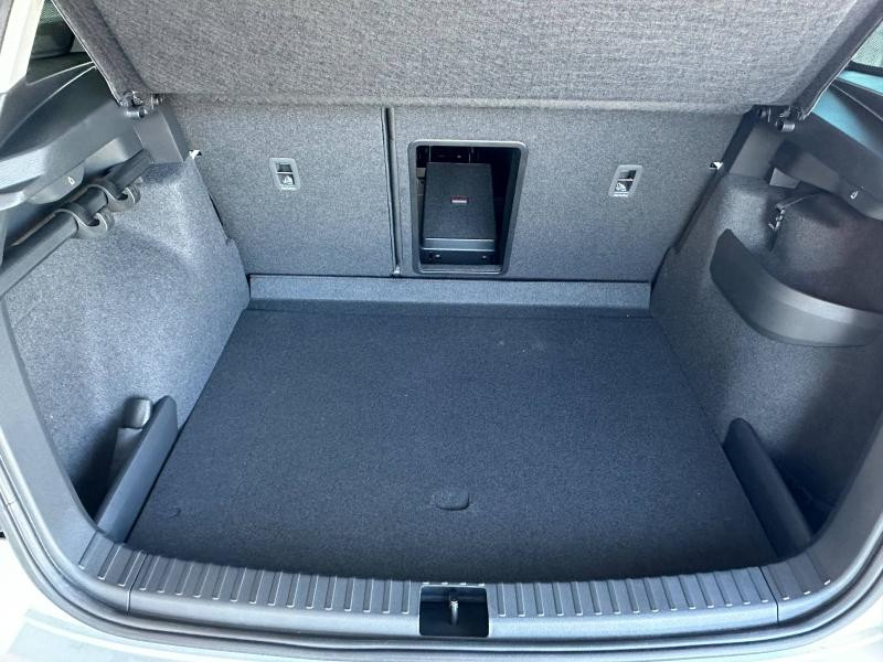 Used SKODA Karoq 2.0 TDI 116 ch SCR Business / GPS / CAMERA / HAYON ELECTRIQUE / ROUE SECOURS 2024 Blanc Lune métallisée € 31989 in Haguenau