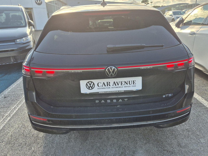 Used VOLKSWAGEN Passat SW 1.5 eTSI 150ch Elegance DSG7 2024 Noir Ebène métallisée € 40490 in Haguenau