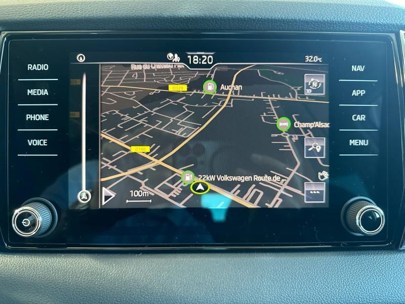 Used SKODA Karoq 2.0 TDI 116 ch SCR Business / GPS / CAMERA / HAYON ELECTRIQUE / ROUE SECOURS 2024 Blanc Lune métallisée € 31989 in Haguenau