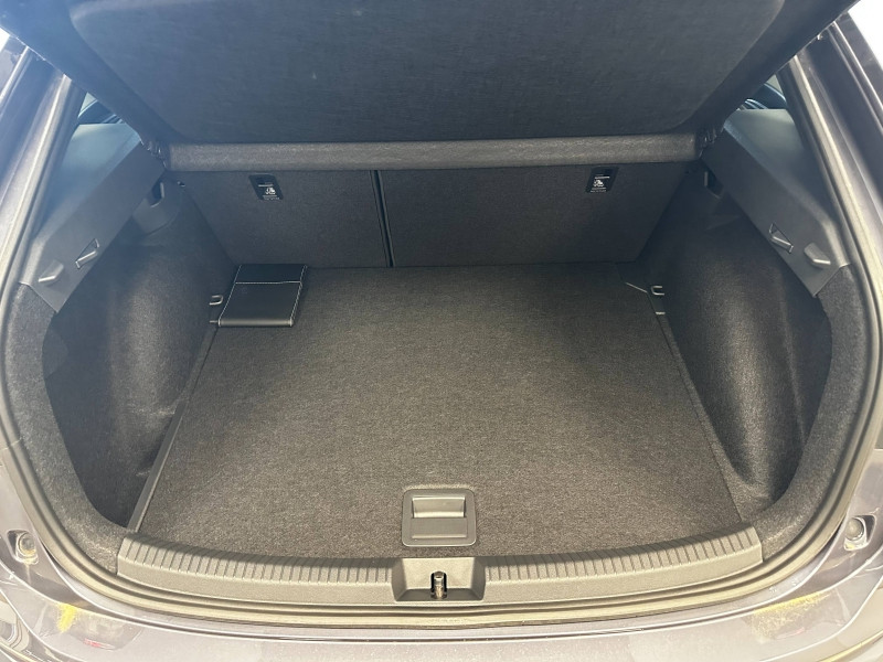 Occasion VOLKSWAGEN Taigo 1.0 TSI 116 ch R-Line DSG7 2024 Gris Cendré métallisée 27990 € à Haguenau