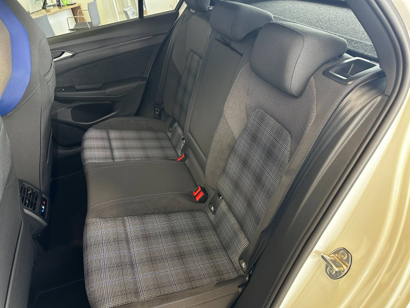 Used VOLKSWAGEN Golf 1.4 eHybrid 245 ch GTE DSG6 2024 Blanc € 38990 in Haguenau