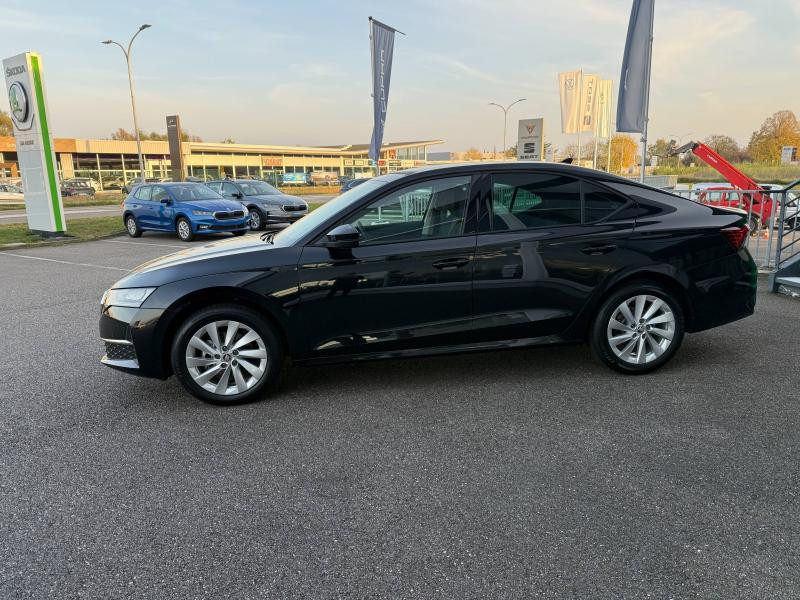 Used SKODA Octavia 1.5 TSI ACT Hybrid 116 ch Selection DSG7 / GPS / SIEGES CHAUFFANTS / FEUX LED 2024 Noir Magic nacré métallisée € 29989 in Haguenau