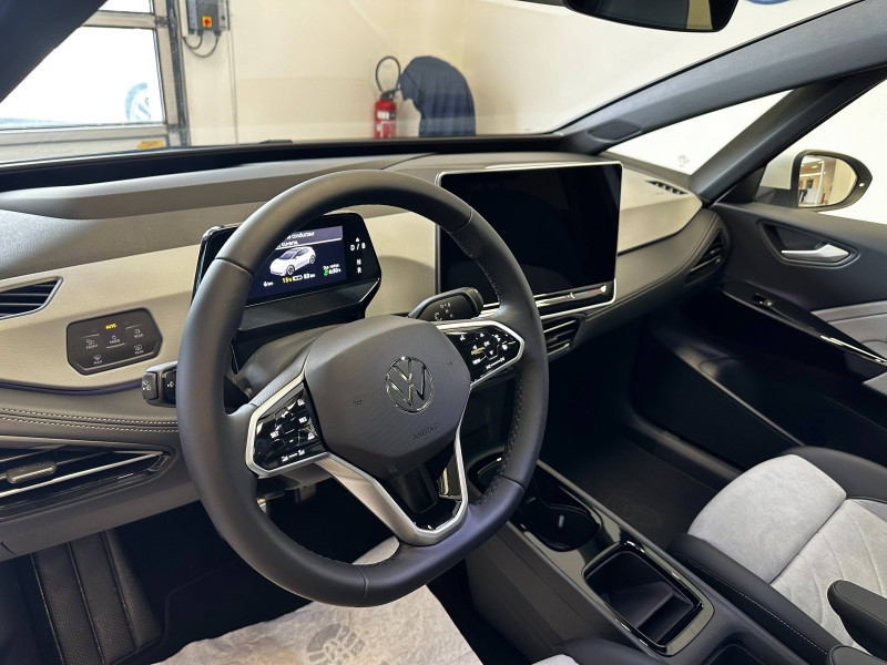 Used VOLKSWAGEN ID.3 204ch Pro S 77 kWh Life Max 2024 Blanc Glacier Métal/Toit/Hayon Noir € 36990 in Haguenau
