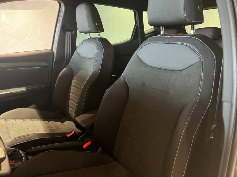 Occasion SEAT Arona 1.0 TSI 115ch Xperience DSG7 2024 Gris Falaise/Toit Noir Minuit 25989 € à Haguenau