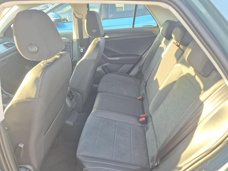 Used VOLKSWAGEN T-Roc 1.5 TSI Evo2 150ch Style DSG7 2025 Bleu Pétrole métallisée/Toit Noir € 35990 in Haguenau