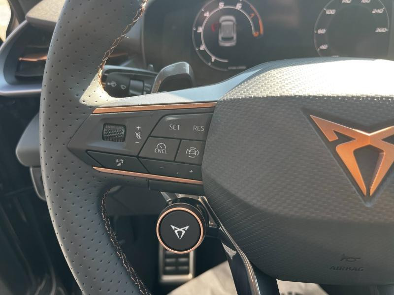 Used CUPRA Terramar 1.5 eHybrid 272 ch VZ DSG6 2025 Noir Minuit métallisé € 55989 in Haguenau