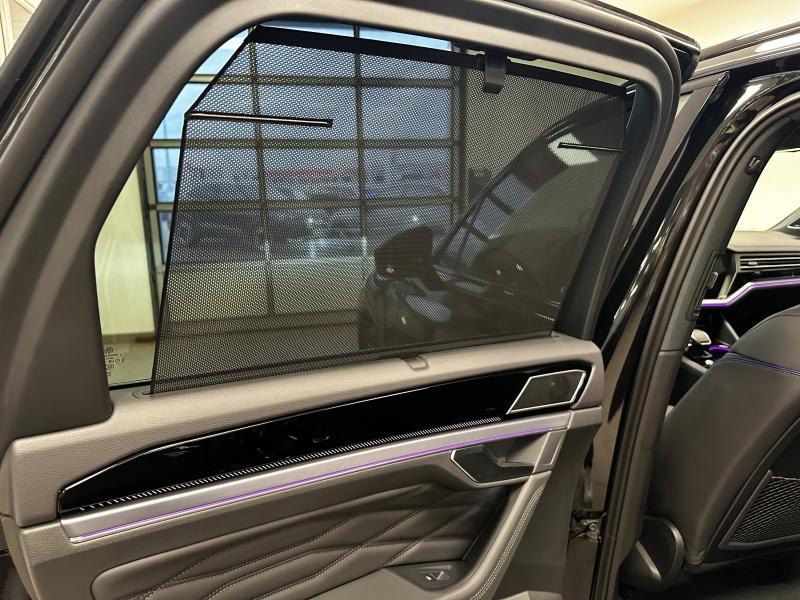 Occasion VOLKSWAGEN Touareg 3.0 TSI eHybrid 462ch R 4Motion BVA8 2024 Noir Ebène métallisée 97990 € à Haguenau
