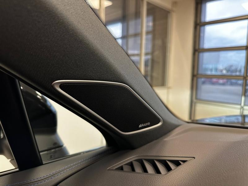 Occasion VOLKSWAGEN Touareg 3.0 TSI eHybrid 462ch R 4Motion BVA8 2024 Noir Ebène métallisée 97990 € à Haguenau