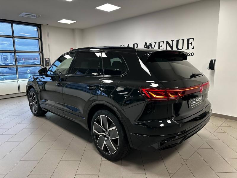 Occasion VOLKSWAGEN Touareg 3.0 TSI eHybrid 462ch R 4Motion BVA8 2024 Noir Ebène métallisée 97990 € à Haguenau