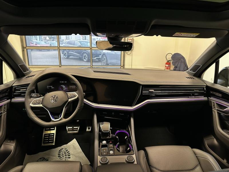 Occasion VOLKSWAGEN Touareg 3.0 TSI eHybrid 462ch R 4Motion BVA8 2024 Noir Ebène métallisée 97990 € à Haguenau