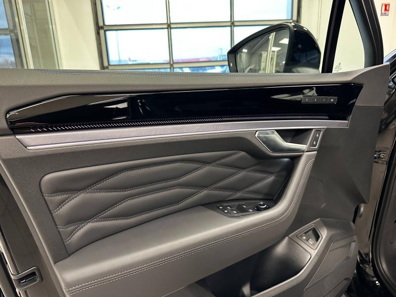 Occasion VOLKSWAGEN Touareg 3.0 TSI eHybrid 462ch R 4Motion BVA8 2024 Noir Ebène métallisée 97990 € à Haguenau