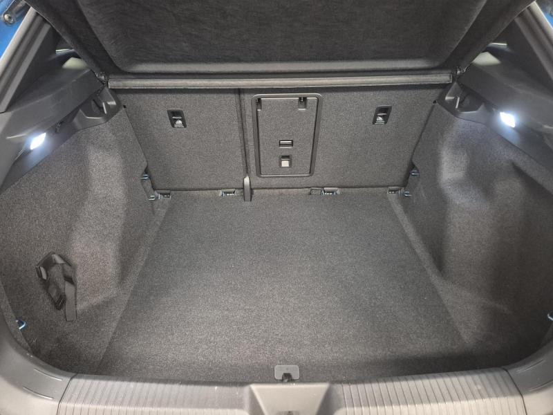 Used VOLKSWAGEN ID.4 286ch Pro 77 kWh Life Max 2024 Bleu Côte d'Azur Métallisée € 40990 in Haguenau