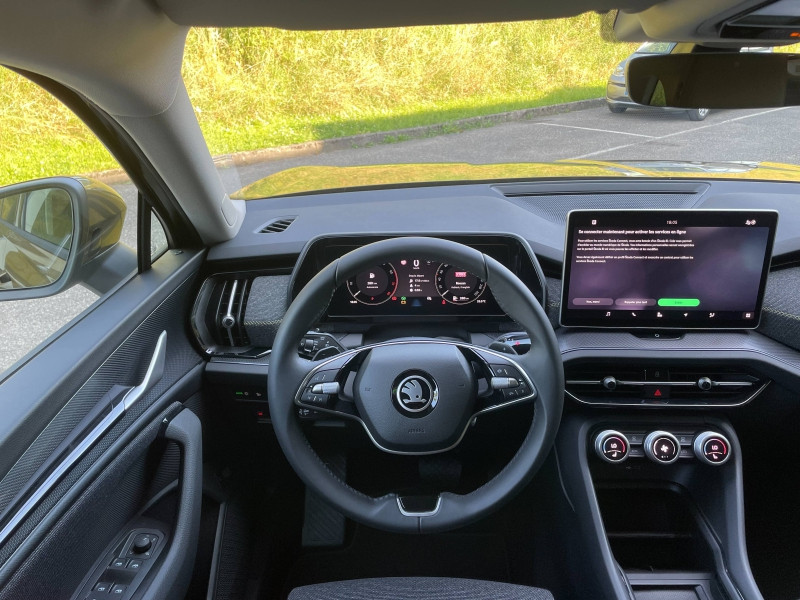 Used SKODA Kodiaq 1.5 TSI 150 ch ACT Hybrid Selection DSG7 5 places/ GPS / CAMERA / HAYON ELECTRIQUE / DIGITAL 2024 Or Havane métallisée € 39989 in Haguenau