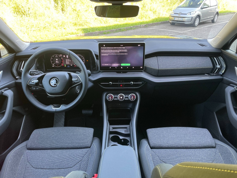Used SKODA Kodiaq 1.5 TSI 150 ch ACT Hybrid Selection DSG7 5 places/ GPS / CAMERA / HAYON ELECTRIQUE / DIGITAL 2024 Or Havane métallisée € 39989 in Haguenau