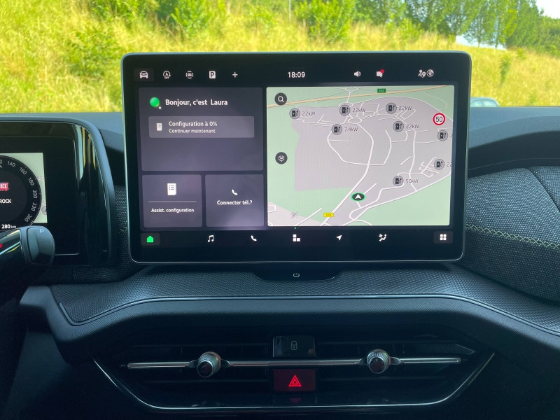 Used SKODA Kodiaq 1.5 TSI 150 ch ACT Hybrid Selection DSG7 5 places/ GPS / CAMERA / HAYON ELECTRIQUE / DIGITAL 2024 Or Havane métallisée € 39989 in Haguenau