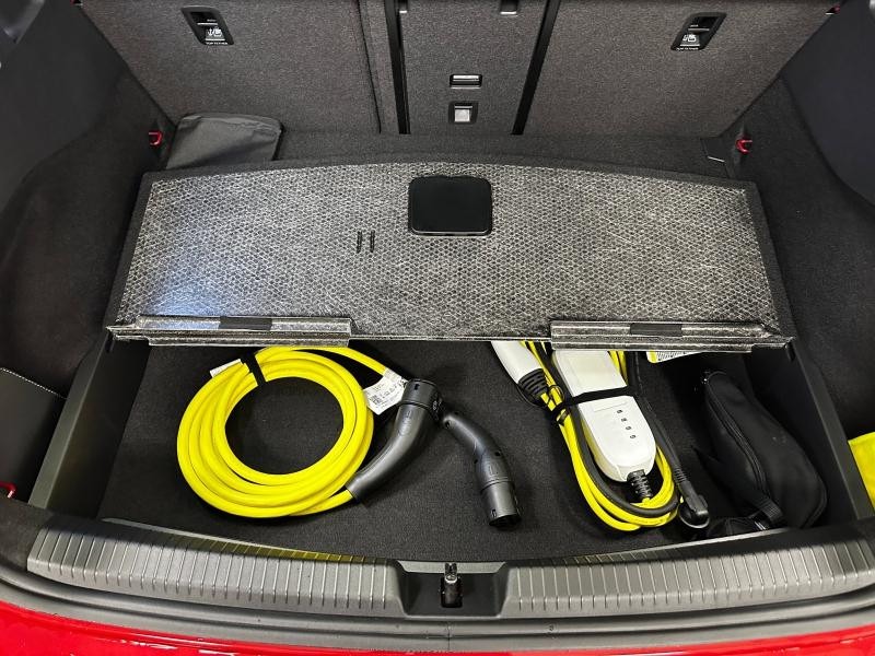 Occasion VOLKSWAGEN ID.3 326ch 79 kWh GTX Performance 2025 Rouge Roi Exclu/Toit/Hayon Noir 48990 € à Haguenau
