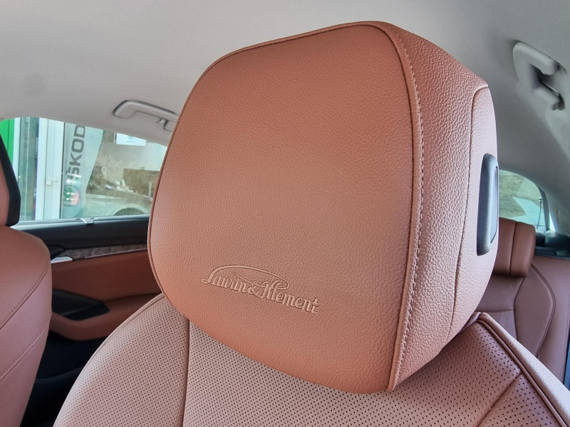 Occasion SKODA Superb 2.0 TDI SCR 150 ch Laurin & Klement DSG7 / CUIR / FEUX LED / GPS / HAYON ELECTRIQUE 2024 Noir Ebène métallisée 42989 € à Haguenau