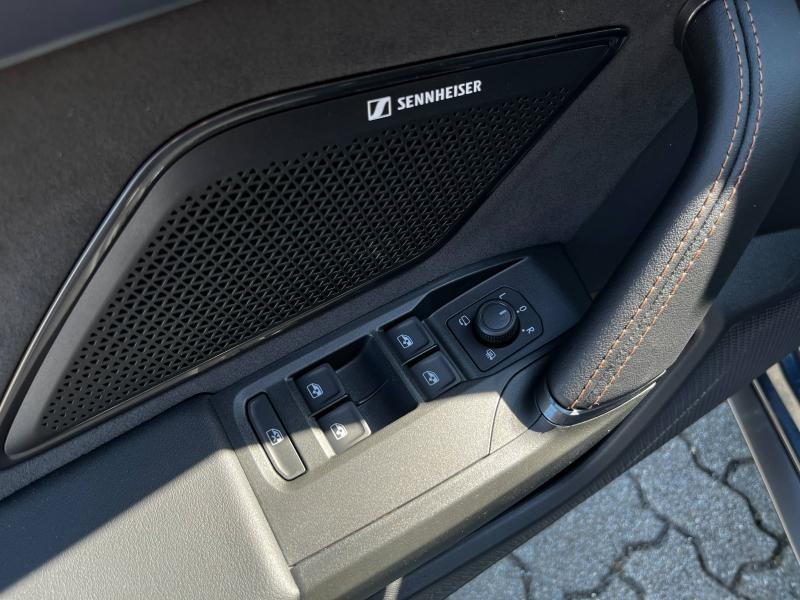 Occasion CUPRA Leon 1.5 eHybrid 204 ch V DSG6 2025 Gris Magnétique métallisé 46489 € à Haguenau