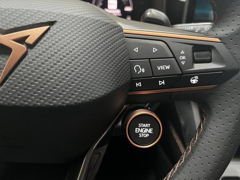 Occasion CUPRA Leon 1.5 eHybrid 204 ch V DSG6 2025 Blanc Nevada métallisé 44989 € à Haguenau