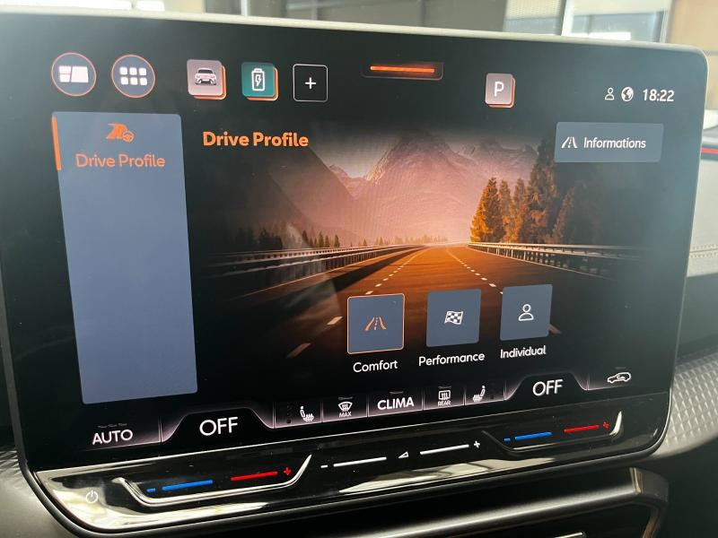 Occasion CUPRA Leon 1.5 eHybrid 204 ch V DSG6 2025 Blanc Nevada métallisé 44989 € à Haguenau