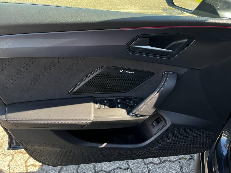 Occasion CUPRA Leon 1.5 eHybrid 204 ch V DSG6 2025 Gris Magnétique métallisé 46489 € à Haguenau