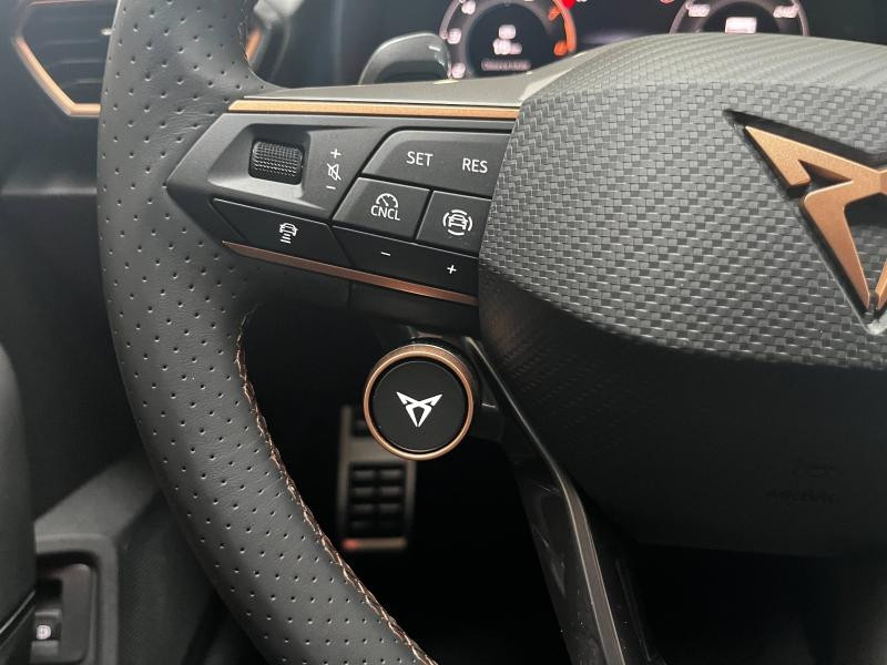 Occasion CUPRA Leon 1.5 eHybrid 204 ch V DSG6 2025 Blanc Nevada métallisé 44989 € à Haguenau