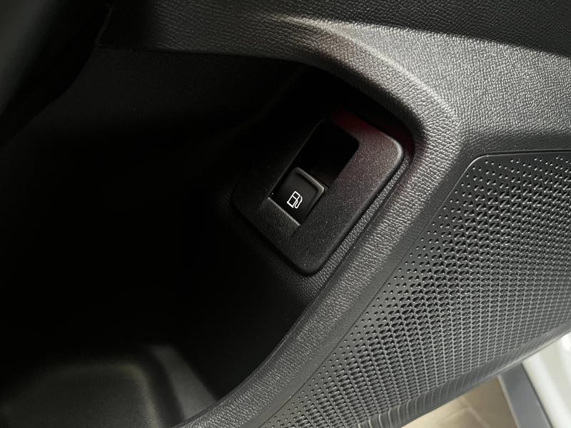 Occasion CUPRA Leon 1.5 eHybrid 204 ch V DSG6 2025 Blanc Nevada métallisé 44989 € à Haguenau