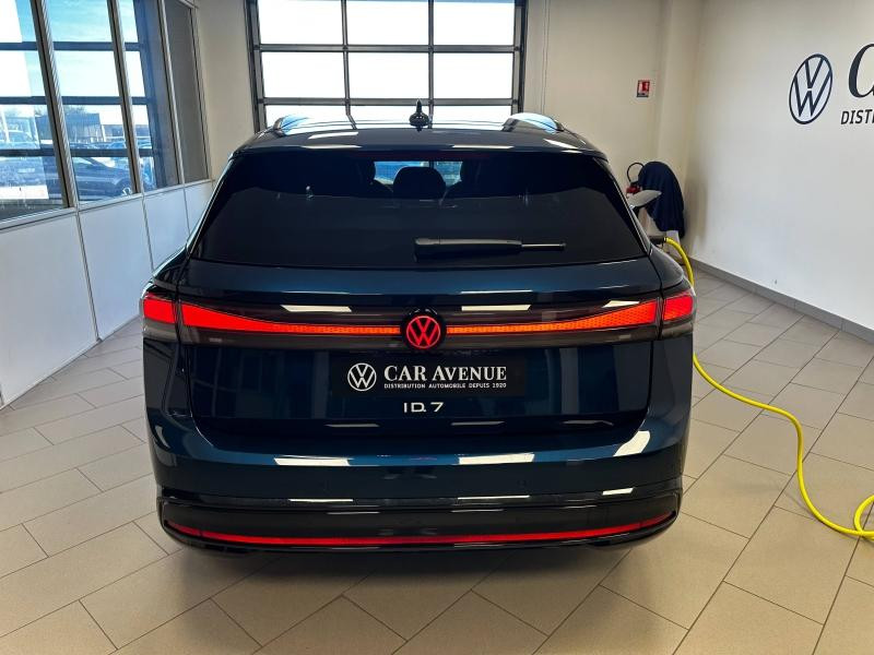 Occasion VOLKSWAGEN ID.7 Tourer 286ch Pro 77 kWh Life Max 2024 Bleu Aquamarine Métallisée 47989 € à Haguenau
