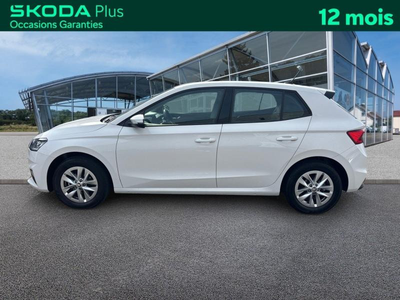 Occasion SKODA Fabia 1.0 TSI 95 Ambition / GPS / Aide au Stationnement / Feux LED / Régulateur 2022 Blanc Cristal spéciale 15489 € à Haguenau