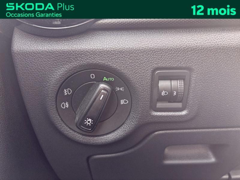 Occasion SKODA Fabia 1.0 TSI 95 Ambition / GPS / Aide au Stationnement / Feux LED / Régulateur 2022 Blanc Cristal spéciale 15489 € à Haguenau