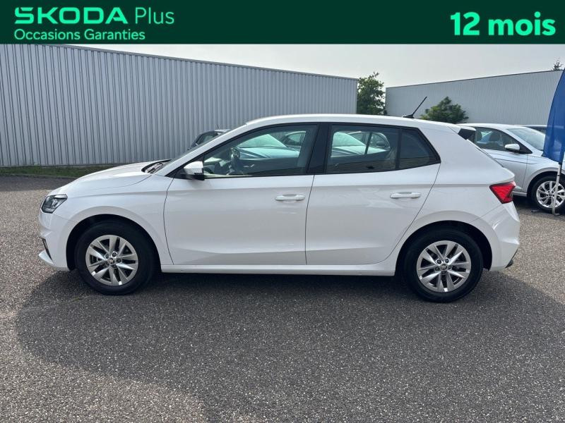 Occasion SKODA Fabia 1.0 TSI 95 Ambition / GPS / Aide au Stationnement / Feux LED / Régulateur 2022 Blanc Cristal spéciale 15489 € à Haguenau