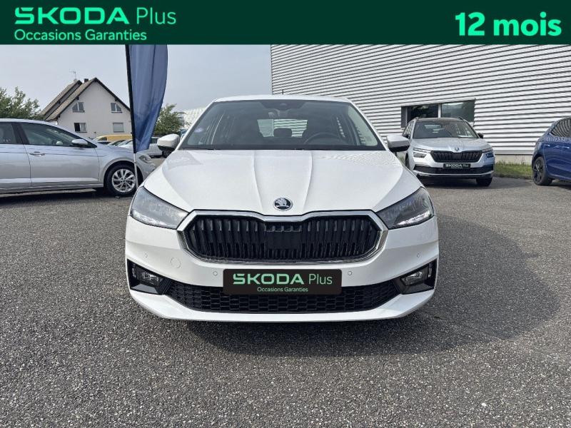 Occasion SKODA Fabia 1.0 TSI 95 Ambition / GPS / Aide au Stationnement / Feux LED / Régulateur 2022 Blanc Cristal spéciale 15489 € à Haguenau