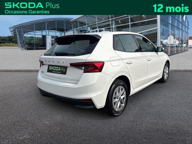 Occasion SKODA Fabia 1.0 TSI 95 Ambition / GPS / Aide au Stationnement / Feux LED / Régulateur 2022 Blanc Cristal spéciale 15489 € à Haguenau