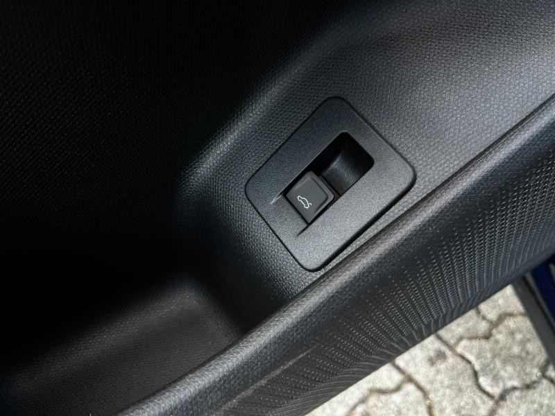 Used CUPRA Terramar 1.5 eTSI Hybrid 150 ch V DSG7 2025 Bleu Cosmos métallisé € 41489 in Haguenau