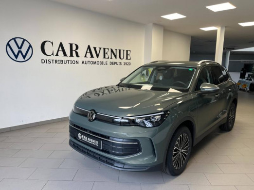 Occasion VOLKSWAGEN Tiguan 1.5 eHybrid 204ch VW Edition DSG6 2024 Vert Cipressino métallisée 45 989 € à Haguenau
